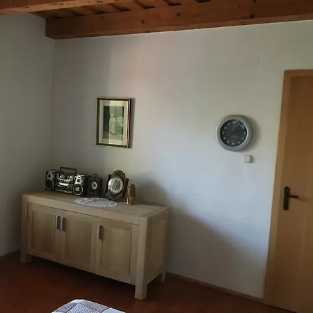 Apartament Piest'any
