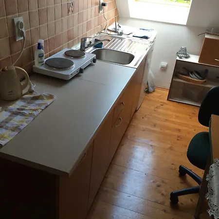 アパート Apartament ピエシュチャニ